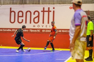 
<a style='margin-left: 5px;' class='btn btn-xs btn-social btn-facebook' href='https://www.facebook.com/sharer/sharer.php?u=https://ko-boladovale.web.getmuller.com.br/imgs/800-800-90/conteudo/fotos/2054/img5339.jpg' rel='popup' data-width='500' data-height='400'><i class='fa fa-facebook'></i>Compartilhar <span class='hidden-xs'>no Facebook</span>
</a> 
<a class='btn btn-default btn-xs' target='_blank' href='imgs/800-800-90/conteudo/fotos/2054/img5339.jpg'>
<span class='glyphicon glyphicon-cloud-download'></span> Salvar
</a> 
<span></span>