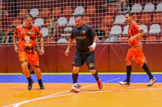 
<a style='margin-left: 5px;' class='btn btn-xs btn-social btn-facebook' href='https://www.facebook.com/sharer/sharer.php?u=https://ko-boladovale.web.getmuller.com.br/imgs/800-800-90/conteudo/fotos/2054/img5351.jpg' rel='popup' data-width='500' data-height='400'><i class='fa fa-facebook'></i>Compartilhar <span class='hidden-xs'>no Facebook</span>
</a> 
<a class='btn btn-default btn-xs' target='_blank' href='imgs/800-800-90/conteudo/fotos/2054/img5351.jpg'>
<span class='glyphicon glyphicon-cloud-download'></span> Salvar
</a> 
<span></span>