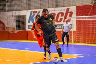 
<a style='margin-left: 5px;' class='btn btn-xs btn-social btn-facebook' href='https://www.facebook.com/sharer/sharer.php?u=https://ko-boladovale.web.getmuller.com.br/imgs/800-800-90/conteudo/fotos/2054/img5364.jpg' rel='popup' data-width='500' data-height='400'><i class='fa fa-facebook'></i>Compartilhar <span class='hidden-xs'>no Facebook</span>
</a> 
<a class='btn btn-default btn-xs' target='_blank' href='imgs/800-800-90/conteudo/fotos/2054/img5364.jpg'>
<span class='glyphicon glyphicon-cloud-download'></span> Salvar
</a> 
<span></span>