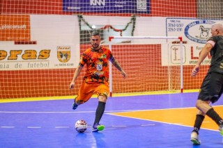 
<a style='margin-left: 5px;' class='btn btn-xs btn-social btn-facebook' href='https://www.facebook.com/sharer/sharer.php?u=https://ko-boladovale.web.getmuller.com.br/imgs/800-800-90/conteudo/fotos/2054/img5381.jpg' rel='popup' data-width='500' data-height='400'><i class='fa fa-facebook'></i>Compartilhar <span class='hidden-xs'>no Facebook</span>
</a> 
<a class='btn btn-default btn-xs' target='_blank' href='imgs/800-800-90/conteudo/fotos/2054/img5381.jpg'>
<span class='glyphicon glyphicon-cloud-download'></span> Salvar
</a> 
<span></span>