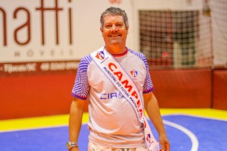 
<a style='margin-left: 5px;' class='btn btn-xs btn-social btn-facebook' href='https://www.facebook.com/sharer/sharer.php?u=https://ko-boladovale.web.getmuller.com.br/imgs/800-800-90/conteudo/fotos/2054/img5444.jpg' rel='popup' data-width='500' data-height='400'><i class='fa fa-facebook'></i>Compartilhar <span class='hidden-xs'>no Facebook</span>
</a> 
<a class='btn btn-default btn-xs' target='_blank' href='imgs/800-800-90/conteudo/fotos/2054/img5444.jpg'>
<span class='glyphicon glyphicon-cloud-download'></span> Salvar
</a> 
<span></span>