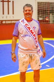 
<a style='margin-left: 5px;' class='btn btn-xs btn-social btn-facebook' href='https://www.facebook.com/sharer/sharer.php?u=https://ko-boladovale.web.getmuller.com.br/imgs/800-800-90/conteudo/fotos/2054/img5446.jpg' rel='popup' data-width='500' data-height='400'><i class='fa fa-facebook'></i>Compartilhar <span class='hidden-xs'>no Facebook</span>
</a> 
<a class='btn btn-default btn-xs' target='_blank' href='imgs/800-800-90/conteudo/fotos/2054/img5446.jpg'>
<span class='glyphicon glyphicon-cloud-download'></span> Salvar
</a> 
<span></span>