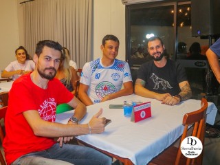 
<a style='margin-left: 5px;' class='btn btn-xs btn-social btn-facebook' href='https://www.facebook.com/sharer/sharer.php?u=https://ko-boladovale.web.getmuller.com.br/imgs/800-800-90/conteudo/fotos/2055/img4291.jpg' rel='popup' data-width='500' data-height='400'><i class='fa fa-facebook'></i>Compartilhar <span class='hidden-xs'>no Facebook</span>
</a> 
<a class='btn btn-default btn-xs' target='_blank' href='imgs/800-800-90/conteudo/fotos/2055/img4291.jpg'>
<span class='glyphicon glyphicon-cloud-download'></span> Salvar
</a> 
<span></span>