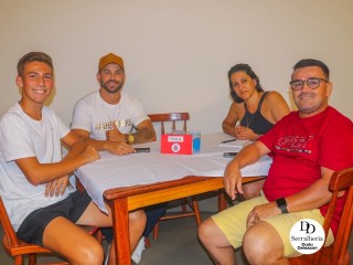 
<a style='margin-left: 5px;' class='btn btn-xs btn-social btn-facebook' href='https://www.facebook.com/sharer/sharer.php?u=https://ko-boladovale.web.getmuller.com.br/imgs/800-800-90/conteudo/fotos/2055/img4297.jpg' rel='popup' data-width='500' data-height='400'><i class='fa fa-facebook'></i>Compartilhar <span class='hidden-xs'>no Facebook</span>
</a> 
<a class='btn btn-default btn-xs' target='_blank' href='imgs/800-800-90/conteudo/fotos/2055/img4297.jpg'>
<span class='glyphicon glyphicon-cloud-download'></span> Salvar
</a> 
<span></span>