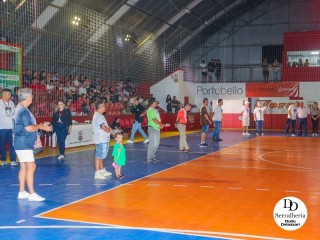 
<a style='margin-left: 5px;' class='btn btn-xs btn-social btn-facebook' href='https://www.facebook.com/sharer/sharer.php?u=https://ko-boladovale.web.getmuller.com.br/imgs/800-800-90/conteudo/fotos/2056/img7288.jpg' rel='popup' data-width='500' data-height='400'><i class='fa fa-facebook'></i>Compartilhar <span class='hidden-xs'>no Facebook</span>
</a> 
<a class='btn btn-default btn-xs' target='_blank' href='imgs/800-800-90/conteudo/fotos/2056/img7288.jpg'>
<span class='glyphicon glyphicon-cloud-download'></span> Salvar
</a> 
<span></span>