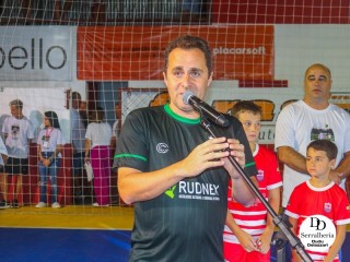 
<a style='margin-left: 5px;' class='btn btn-xs btn-social btn-facebook' href='https://www.facebook.com/sharer/sharer.php?u=https://ko-boladovale.web.getmuller.com.br/imgs/800-800-90/conteudo/fotos/2056/img7346.jpg' rel='popup' data-width='500' data-height='400'><i class='fa fa-facebook'></i>Compartilhar <span class='hidden-xs'>no Facebook</span>
</a> 
<a class='btn btn-default btn-xs' target='_blank' href='imgs/800-800-90/conteudo/fotos/2056/img7346.jpg'>
<span class='glyphicon glyphicon-cloud-download'></span> Salvar
</a> 
<span></span>