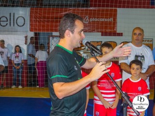 
<a style='margin-left: 5px;' class='btn btn-xs btn-social btn-facebook' href='https://www.facebook.com/sharer/sharer.php?u=https://ko-boladovale.web.getmuller.com.br/imgs/800-800-90/conteudo/fotos/2056/img7348.jpg' rel='popup' data-width='500' data-height='400'><i class='fa fa-facebook'></i>Compartilhar <span class='hidden-xs'>no Facebook</span>
</a> 
<a class='btn btn-default btn-xs' target='_blank' href='imgs/800-800-90/conteudo/fotos/2056/img7348.jpg'>
<span class='glyphicon glyphicon-cloud-download'></span> Salvar
</a> 
<span></span>