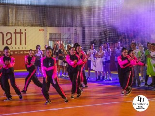 
<a style='margin-left: 5px;' class='btn btn-xs btn-social btn-facebook' href='https://www.facebook.com/sharer/sharer.php?u=https://ko-boladovale.web.getmuller.com.br/imgs/800-800-90/conteudo/fotos/2056/img7376.jpg' rel='popup' data-width='500' data-height='400'><i class='fa fa-facebook'></i>Compartilhar <span class='hidden-xs'>no Facebook</span>
</a> 
<a class='btn btn-default btn-xs' target='_blank' href='imgs/800-800-90/conteudo/fotos/2056/img7376.jpg'>
<span class='glyphicon glyphicon-cloud-download'></span> Salvar
</a> 
<span></span>