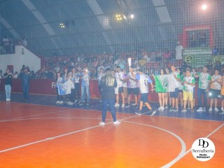 
<a style='margin-left: 5px;' class='btn btn-xs btn-social btn-facebook' href='https://www.facebook.com/sharer/sharer.php?u=https://ko-boladovale.web.getmuller.com.br/imgs/800-800-90/conteudo/fotos/2056/img7403.jpg' rel='popup' data-width='500' data-height='400'><i class='fa fa-facebook'></i>Compartilhar <span class='hidden-xs'>no Facebook</span>
</a> 
<a class='btn btn-default btn-xs' target='_blank' href='imgs/800-800-90/conteudo/fotos/2056/img7403.jpg'>
<span class='glyphicon glyphicon-cloud-download'></span> Salvar
</a> 
<span></span>