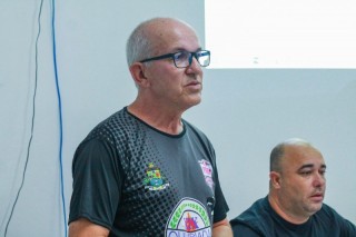 
<a style='margin-left: 5px;' class='btn btn-xs btn-social btn-facebook' href='https://www.facebook.com/sharer/sharer.php?u=https://ko-boladovale.web.getmuller.com.br/imgs/800-800-90/conteudo/fotos/2057/img7064.jpg' rel='popup' data-width='500' data-height='400'><i class='fa fa-facebook'></i>Compartilhar <span class='hidden-xs'>no Facebook</span>
</a> 
<a class='btn btn-default btn-xs' target='_blank' href='imgs/800-800-90/conteudo/fotos/2057/img7064.jpg'>
<span class='glyphicon glyphicon-cloud-download'></span> Salvar
</a> 
<span></span>