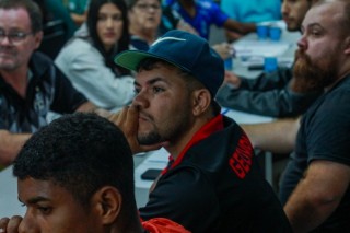 
<a style='margin-left: 5px;' class='btn btn-xs btn-social btn-facebook' href='https://www.facebook.com/sharer/sharer.php?u=https://ko-boladovale.web.getmuller.com.br/imgs/800-800-90/conteudo/fotos/2057/img7079.jpg' rel='popup' data-width='500' data-height='400'><i class='fa fa-facebook'></i>Compartilhar <span class='hidden-xs'>no Facebook</span>
</a> 
<a class='btn btn-default btn-xs' target='_blank' href='imgs/800-800-90/conteudo/fotos/2057/img7079.jpg'>
<span class='glyphicon glyphicon-cloud-download'></span> Salvar
</a> 
<span></span>