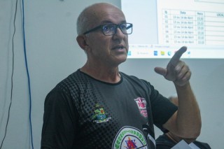 
<a style='margin-left: 5px;' class='btn btn-xs btn-social btn-facebook' href='https://www.facebook.com/sharer/sharer.php?u=https://ko-boladovale.web.getmuller.com.br/imgs/800-800-90/conteudo/fotos/2057/img7561.jpg' rel='popup' data-width='500' data-height='400'><i class='fa fa-facebook'></i>Compartilhar <span class='hidden-xs'>no Facebook</span>
</a> 
<a class='btn btn-default btn-xs' target='_blank' href='imgs/800-800-90/conteudo/fotos/2057/img7561.jpg'>
<span class='glyphicon glyphicon-cloud-download'></span> Salvar
</a> 
<span></span>