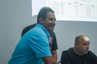 
<a style='margin-left: 5px;' class='btn btn-xs btn-social btn-facebook' href='https://www.facebook.com/sharer/sharer.php?u=https://ko-boladovale.web.getmuller.com.br/imgs/800-800-90/conteudo/fotos/2057/img7583.jpg' rel='popup' data-width='500' data-height='400'><i class='fa fa-facebook'></i>Compartilhar <span class='hidden-xs'>no Facebook</span>
</a> 
<a class='btn btn-default btn-xs' target='_blank' href='imgs/800-800-90/conteudo/fotos/2057/img7583.jpg'>
<span class='glyphicon glyphicon-cloud-download'></span> Salvar
</a> 
<span></span>