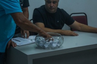 
<a style='margin-left: 5px;' class='btn btn-xs btn-social btn-facebook' href='https://www.facebook.com/sharer/sharer.php?u=https://ko-boladovale.web.getmuller.com.br/imgs/800-800-90/conteudo/fotos/2057/img7585.jpg' rel='popup' data-width='500' data-height='400'><i class='fa fa-facebook'></i>Compartilhar <span class='hidden-xs'>no Facebook</span>
</a> 
<a class='btn btn-default btn-xs' target='_blank' href='imgs/800-800-90/conteudo/fotos/2057/img7585.jpg'>
<span class='glyphicon glyphicon-cloud-download'></span> Salvar
</a> 
<span></span>