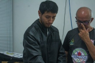 
<a style='margin-left: 5px;' class='btn btn-xs btn-social btn-facebook' href='https://www.facebook.com/sharer/sharer.php?u=https://ko-boladovale.web.getmuller.com.br/imgs/800-800-90/conteudo/fotos/2057/img7616.jpg' rel='popup' data-width='500' data-height='400'><i class='fa fa-facebook'></i>Compartilhar <span class='hidden-xs'>no Facebook</span>
</a> 
<a class='btn btn-default btn-xs' target='_blank' href='imgs/800-800-90/conteudo/fotos/2057/img7616.jpg'>
<span class='glyphicon glyphicon-cloud-download'></span> Salvar
</a> 
<span></span>