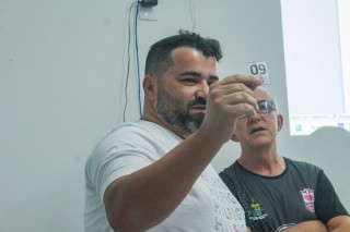 
<a style='margin-left: 5px;' class='btn btn-xs btn-social btn-facebook' href='https://www.facebook.com/sharer/sharer.php?u=https://ko-boladovale.web.getmuller.com.br/imgs/800-800-90/conteudo/fotos/2057/img7741.jpg' rel='popup' data-width='500' data-height='400'><i class='fa fa-facebook'></i>Compartilhar <span class='hidden-xs'>no Facebook</span>
</a> 
<a class='btn btn-default btn-xs' target='_blank' href='imgs/800-800-90/conteudo/fotos/2057/img7741.jpg'>
<span class='glyphicon glyphicon-cloud-download'></span> Salvar
</a> 
<span></span>