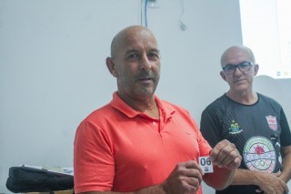 
<a style='margin-left: 5px;' class='btn btn-xs btn-social btn-facebook' href='https://www.facebook.com/sharer/sharer.php?u=https://ko-boladovale.web.getmuller.com.br/imgs/800-800-90/conteudo/fotos/2057/img7747.jpg' rel='popup' data-width='500' data-height='400'><i class='fa fa-facebook'></i>Compartilhar <span class='hidden-xs'>no Facebook</span>
</a> 
<a class='btn btn-default btn-xs' target='_blank' href='imgs/800-800-90/conteudo/fotos/2057/img7747.jpg'>
<span class='glyphicon glyphicon-cloud-download'></span> Salvar
</a> 
<span></span>