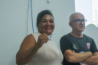 
<a style='margin-left: 5px;' class='btn btn-xs btn-social btn-facebook' href='https://www.facebook.com/sharer/sharer.php?u=https://ko-boladovale.web.getmuller.com.br/imgs/800-800-90/conteudo/fotos/2057/img7767.jpg' rel='popup' data-width='500' data-height='400'><i class='fa fa-facebook'></i>Compartilhar <span class='hidden-xs'>no Facebook</span>
</a> 
<a class='btn btn-default btn-xs' target='_blank' href='imgs/800-800-90/conteudo/fotos/2057/img7767.jpg'>
<span class='glyphicon glyphicon-cloud-download'></span> Salvar
</a> 
<span></span>