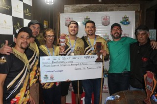 
<a style='margin-left: 5px;' class='btn btn-xs btn-social btn-facebook' href='https://www.facebook.com/sharer/sharer.php?u=https://ko-boladovale.web.getmuller.com.br/imgs/800-800-90/conteudo/fotos/2058/195a9287.jpg' rel='popup' data-width='500' data-height='400'><i class='fa fa-facebook'></i>Compartilhar <span class='hidden-xs'>no Facebook</span>
</a> 
<a class='btn btn-default btn-xs' target='_blank' href='imgs/800-800-90/conteudo/fotos/2058/195a9287.jpg'>
<span class='glyphicon glyphicon-cloud-download'></span> Salvar
</a> 
<span></span>