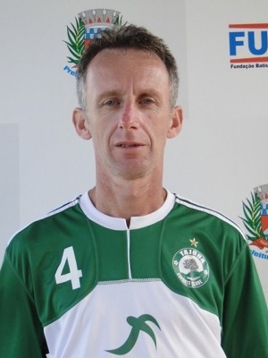 Elcio Murilo Voltolini